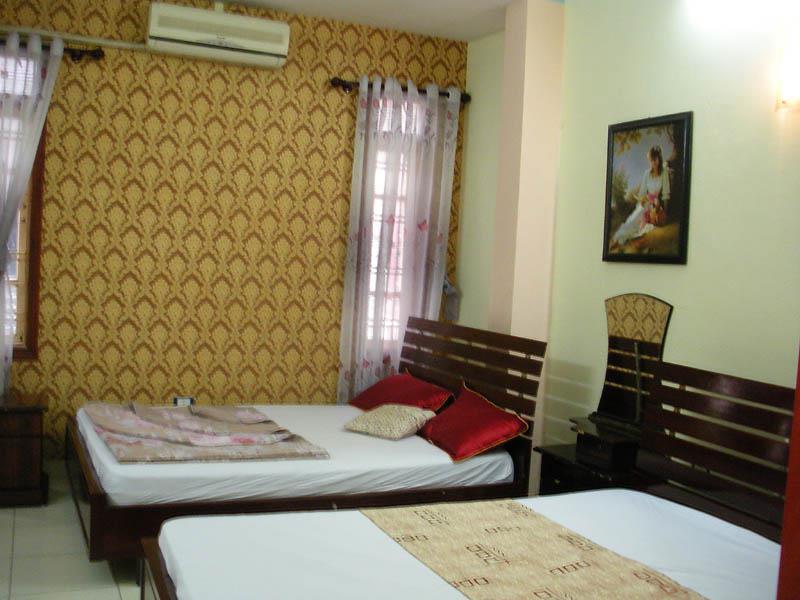 Huong Sen Hotel 2 Hanoi Exterior photo