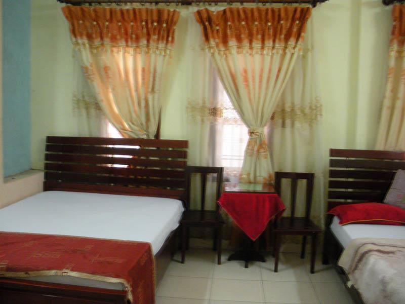 Huong Sen Hotel 2 Hanoi Exterior photo